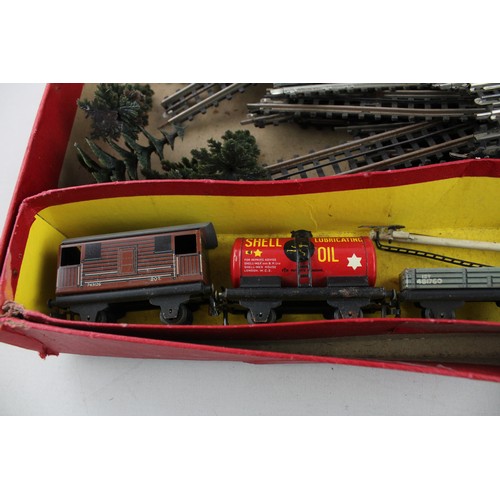 14 - Vintage TRIX Twin Cadet Railway OO Gauge Set in Original Box