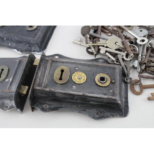 78 - A Collection of Antique/ Vintage Locks & Keys Inc. Various Sizes & Designs