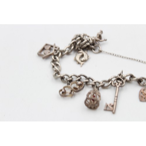 107 - .925 Sterling Silver Charm Bracelet w/ Heart Padlock, Filigree (33g)