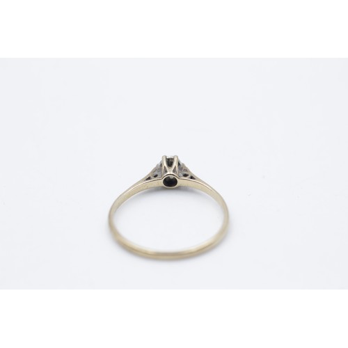 217 - 9ct gold vintage diamond solitaire ring (0.9g)  SIZE M