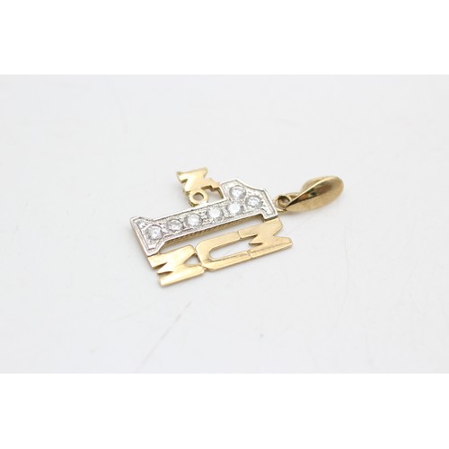 75 - 9ct gold clear gemstone set 