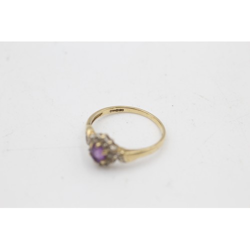 93 - 9ct gold diamond & amethyst cluster ring (1.5g)  SIZE L