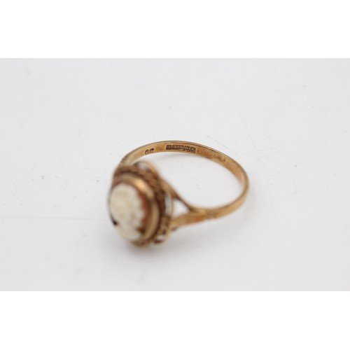96 - 9ct gold shell cameo solitaire ring (2.5g) SIZE P