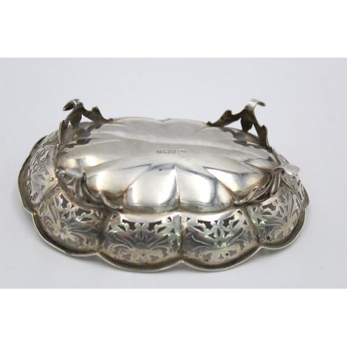 109 - Antique Hallmarked 1912 Sheffield STERLING SILVER Bon Bon Dish / Bowl (54g)