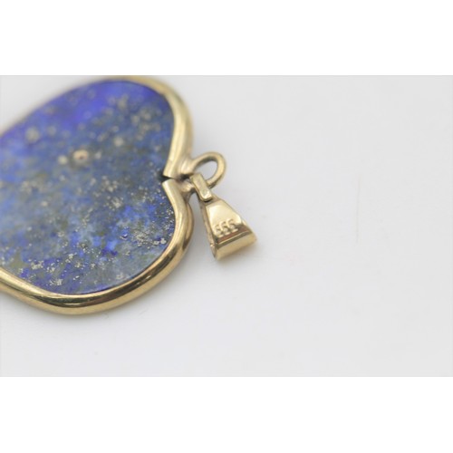 220 - 8ct gold vintage lapis lazuli & diamond heart pendant (1.5g)