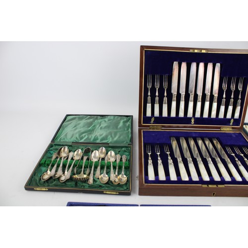 221 - 5 Sets of Vintage Boxed SILVER PLATE Cutlery Inc. Mother of Pearl, Pastry Forks