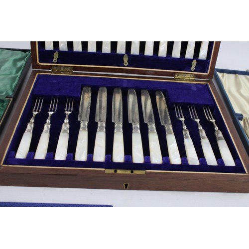 221 - 5 Sets of Vintage Boxed SILVER PLATE Cutlery Inc. Mother of Pearl, Pastry Forks