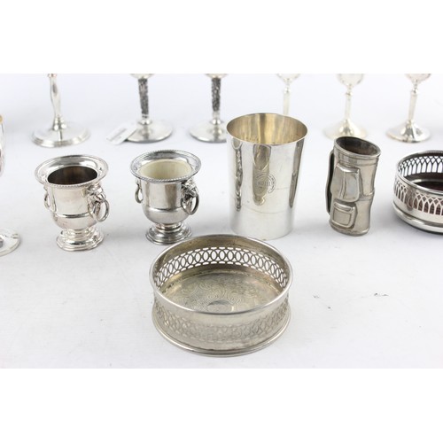 242 - 18 x Vintage SILVER PLATE Breweriana Inc Cocktail Shaker, Bottle Coaster (2961g)