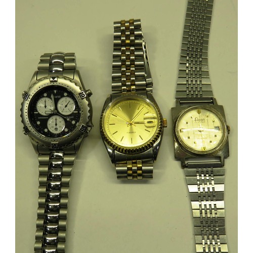 154 - THREE GENTS STAINLESS STEEL WATCHES, ACCURIST CHRONOGRAPH, ARGON 17 JEWELS, UN-NAMED 17 JEWEL. ALL T... 