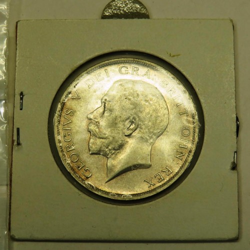 157 - 1916 HALF CROWN IN EF CONDITION CASED