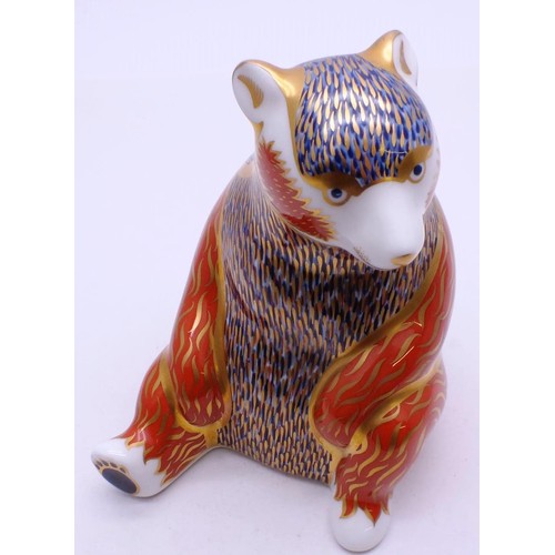 204 - ROYAL CROWN DERBY HONEY BEAR GOLD STOPPER