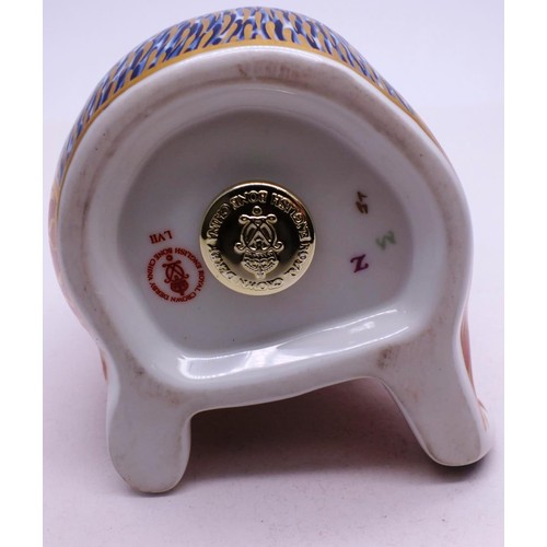 204 - ROYAL CROWN DERBY HONEY BEAR GOLD STOPPER