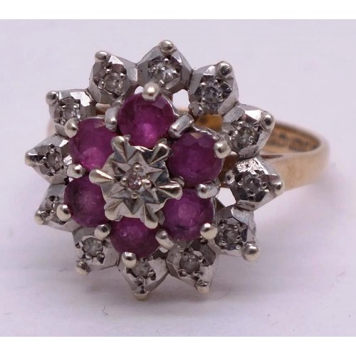 207 - 9CT GOLD RUBY AND DIAMOND CLUSTER RING  SIZE M, 4g