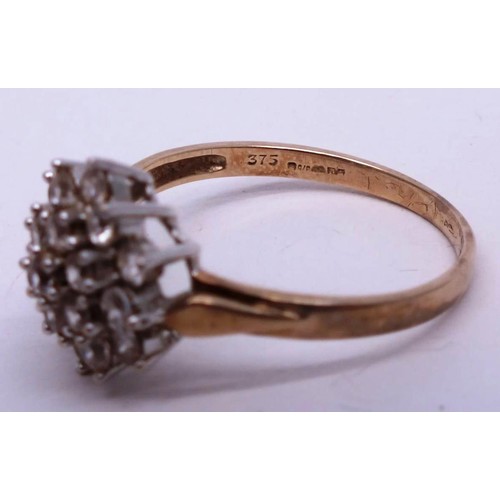 211 - 9CT GOLD CLUSTER RING WITH CLEAR STONES SIZE P. 2g