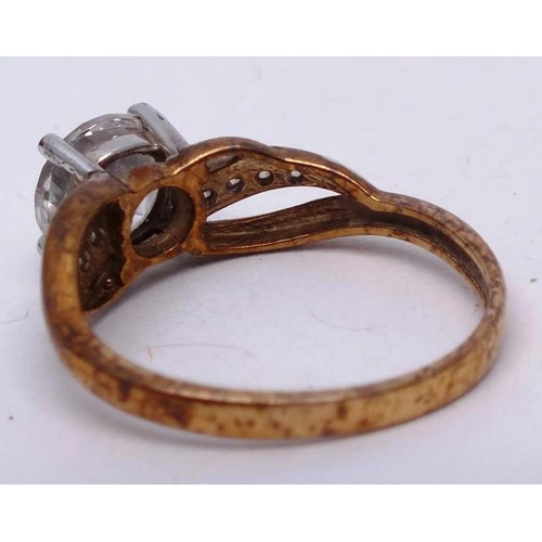 215 - 9CT GOLD RING, SIZE K. 2g