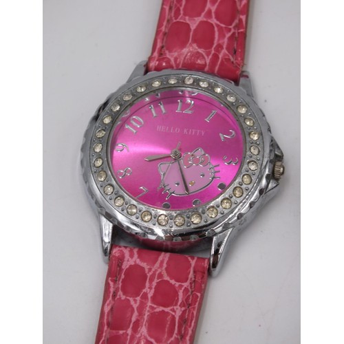 369 - 5x LADIES WATCHES INCLUDING DISNEY ETC