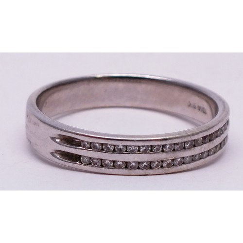 392 - 9ct WHITE GOLD AND DIAMOND HALF ETERNITY RING- SIZE P- 2.71G