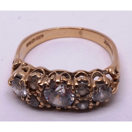 395 - 14CT GOLD AND THREE CZ STONE LADIES RING - SIZE J- 2.47G