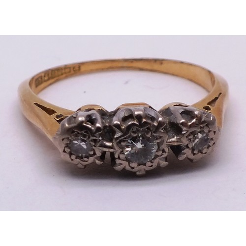 403 - 18CT GOLD AND TRIPLE DIAMOND LADIES RING - SIZE J- 2.41G