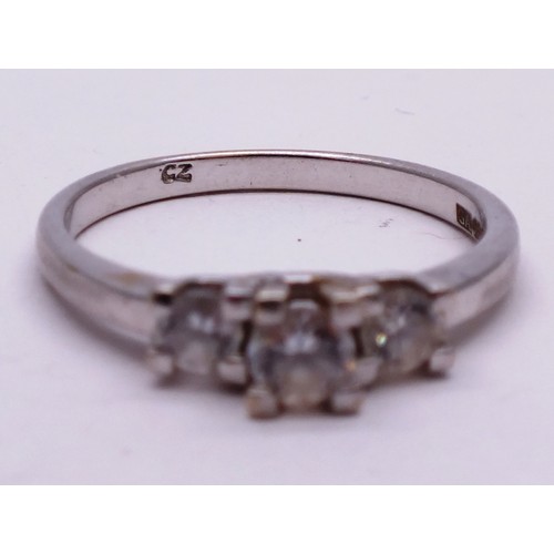 404 - 9CARAT GOLD AND THREE CZ STONE LADIES RING - SIZE O - 2.44G