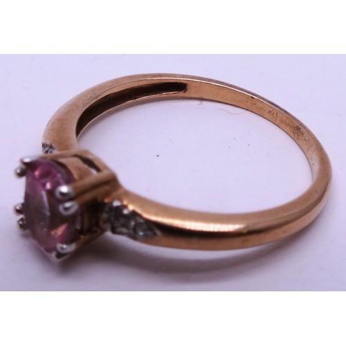 408 - 9 CARAT GOLD LADIES COCKTAIL RING- SIZE Q- 2.07g