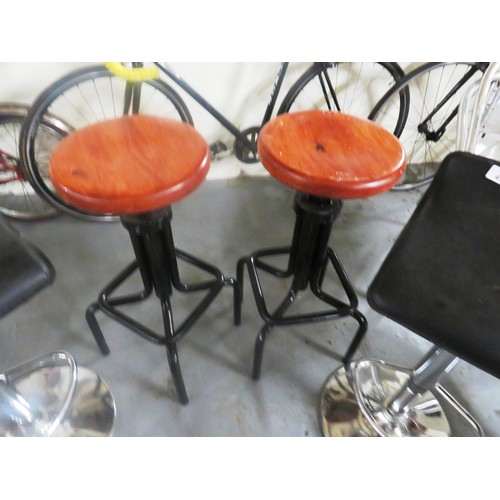 491 - FOUR BAR STOOLS