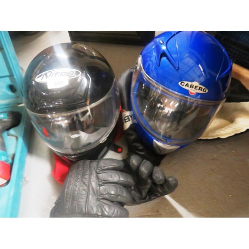 495 - TWO MOTORCYCLE HELMETS & GLOVES