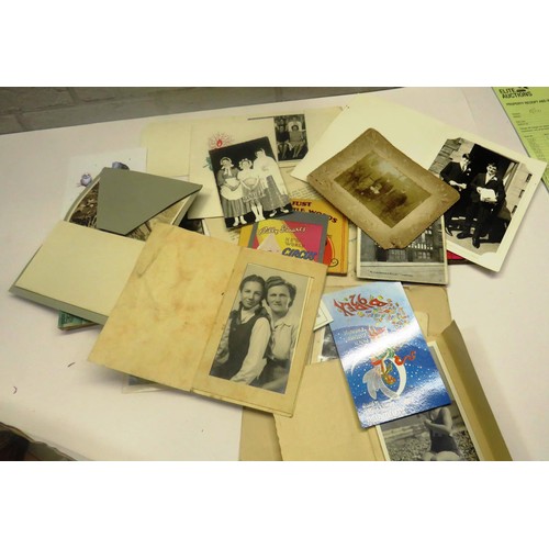 508 - COLLECTION OF 33 EPHEMERA & PHOTOGRAPHS