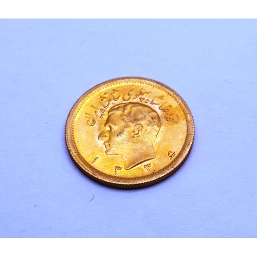 465 - MOHAMMED REZA SHAH 1 PAHLAVI GOLD COIN-8.13G