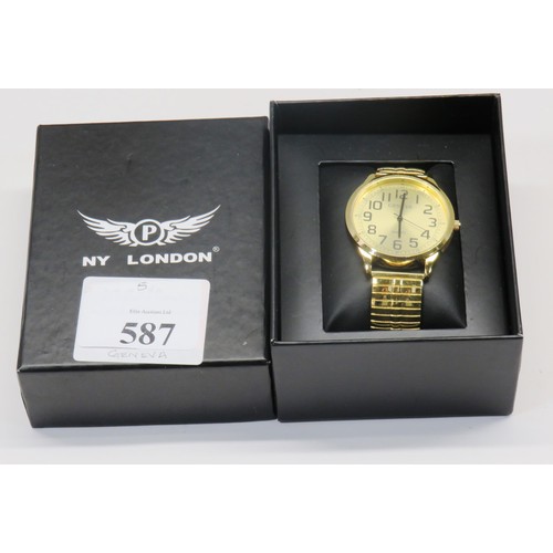 587 - NEW GENEVA UNISEX WATCH WITH EXPANDING BRACELET IN PRESENTATION BOX. GOOD WORKING ORDER