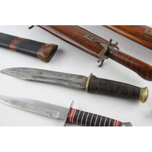 42 - 6 x Assorted Vintage KNIVES & DAGGERS Includes Decorative, Wooden, Fish Slice Etc