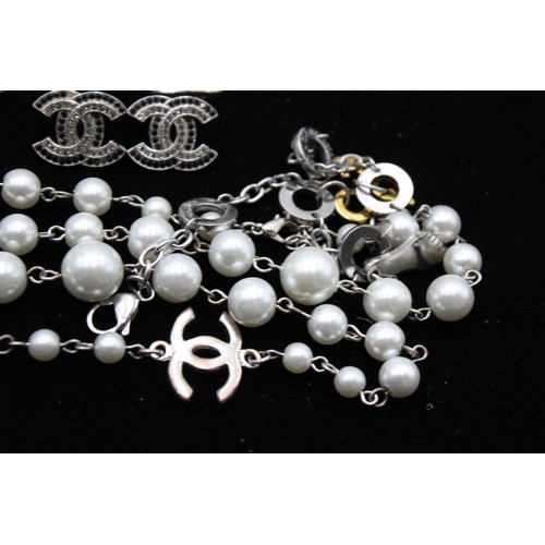 113 - 8 x Contemporary Fashion JEWELLERY inc. Silver Tone, Bangle, Brooch, Faux Pearl