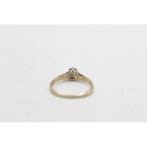 116 - 9ct gold vintage diamond solitaire cathedral setting ring (1.6g)SIZE M