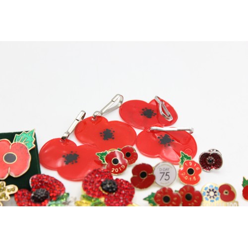 139 - 38 x Assorted POPPY Remembrance Day Badges, Brooches & Reflected Fobs Etc