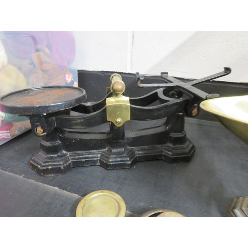 90 - 2 x Vintage Balance Scales & Mixed Weights Inc. Avery, Steel, Brass, Cast Iron