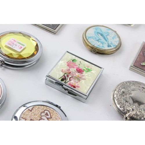 80 - 50 x Assorted Vintage Ladies Vanity Handbag MIRRORS Inc Vintage, Silver Plate