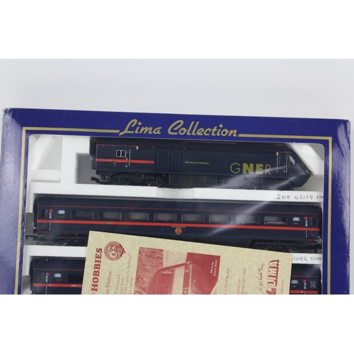 86 - Limited Edition Boxed LIMA Highland Cheiftain GNER Train Set L149624 OO Gauge