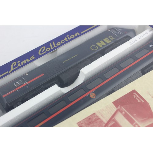 86 - Limited Edition Boxed LIMA Highland Cheiftain GNER Train Set L149624 OO Gauge