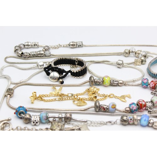 115 - 25 x Contemporary Fashion Charm Bracelets inc. Glass, Enamel