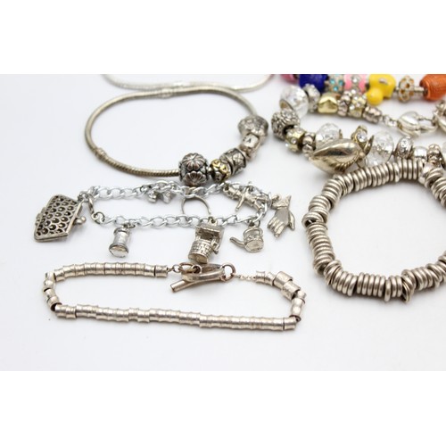 117 - 20 x Contemporary Fashion Charm Jewellery inc. Glass, Enamel, Animal