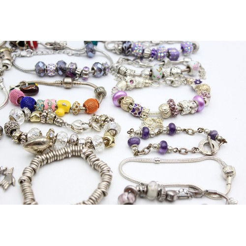 117 - 20 x Contemporary Fashion Charm Jewellery inc. Glass, Enamel, Animal