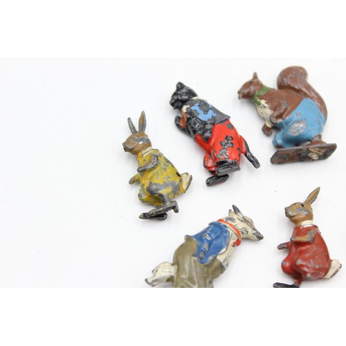 481 - SIX VINTAGE LEAD ANIMAL FIGURES