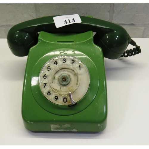 414 - VINTAGE LIGHT GREEN TELEPHONE