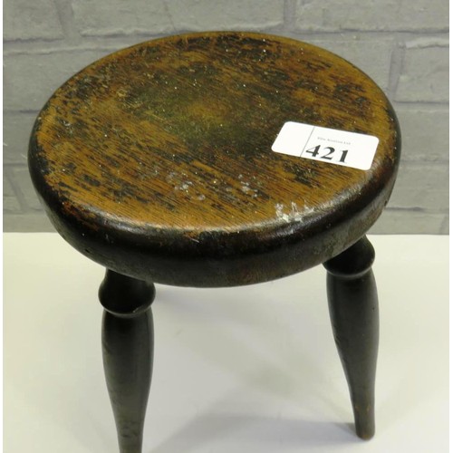 421 - VINTAGE SMALL WOODEN STOOL