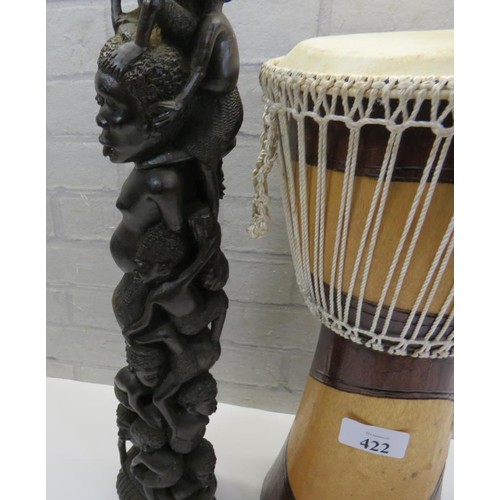 422 - CARVED EBONY AFRICAN MAKUNDE FAMILY TREE SCULPTURE AND AFRICAN DRUM