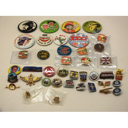 246 - FORTY VARIOUS BADGES, INCLUDES BUTLINS, FOOTBALL ETC