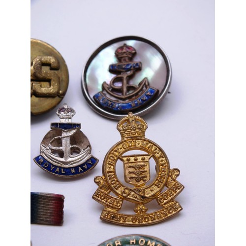 247 - HOME FRONT MILITARY ROYAL NAVY SWEETHEART BADGES