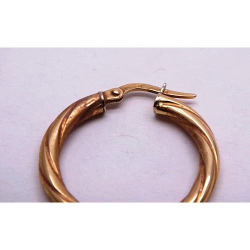 271 - 18ct GOLD HOOP EARRINGS 2.7g