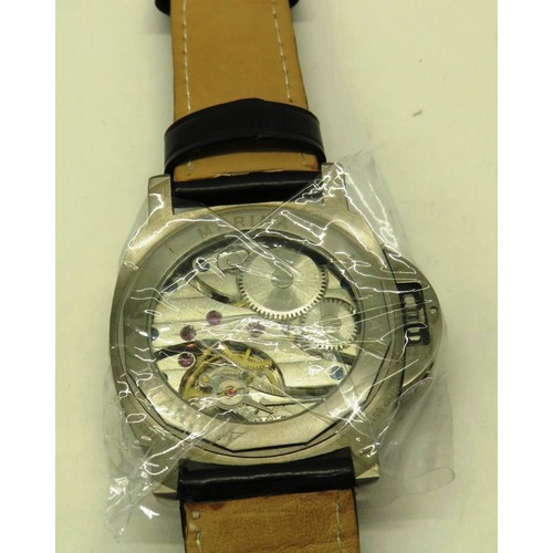 512 - MARINA AUTOMATIC WATCH WITH LEATHER STRAP -WORKING