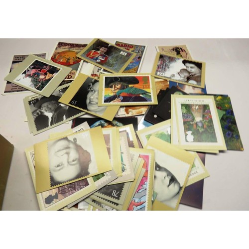 463 - COLLECTION OF ASSORTED POSTCARDS AND PHOTOS - 129 ITEMS